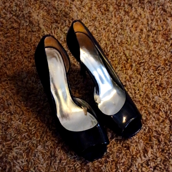 Patent leather heels - Picture 1 of 2